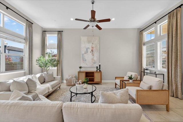 11664 Bella Verde Avenue, Fresno, CA 93730