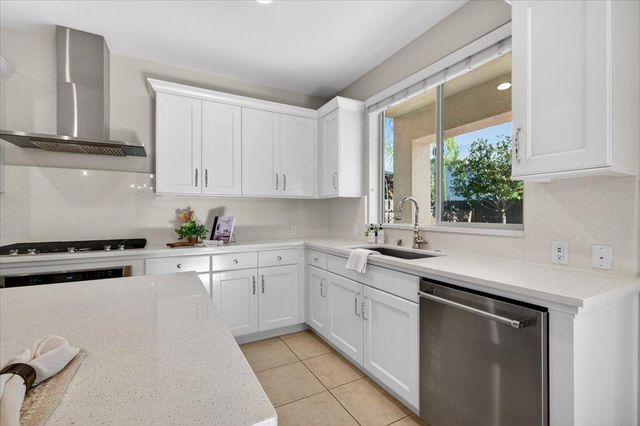 11664 Bella Verde Avenue, Fresno, CA 93730