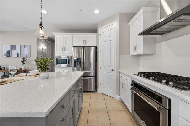 11664 Bella Verde Avenue, Fresno, CA 93730