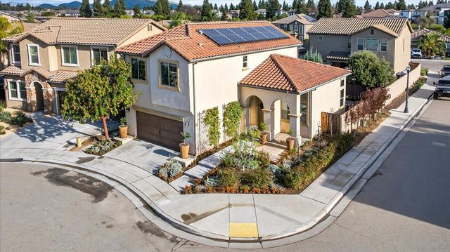 11664 Bella Verde Avenue, Fresno, CA 93730