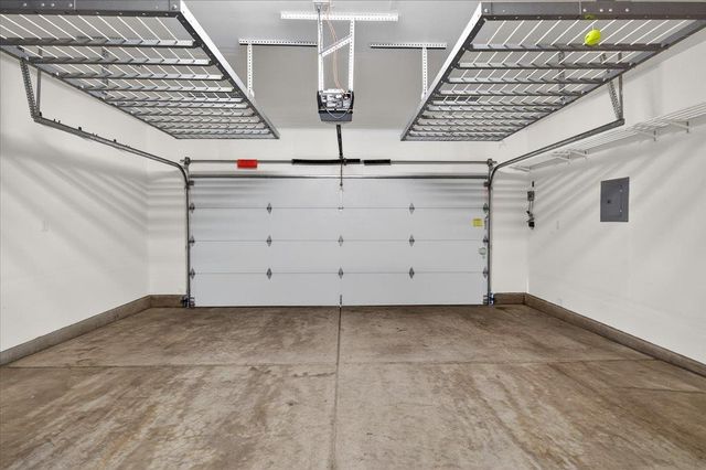 11664 Bella Verde Avenue, Fresno, CA 93730