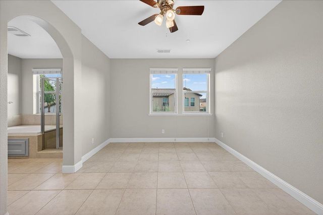 11664 Bella Verde Avenue, Fresno, CA 93730