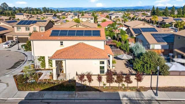 11664 Bella Verde Avenue, Fresno, CA 93730