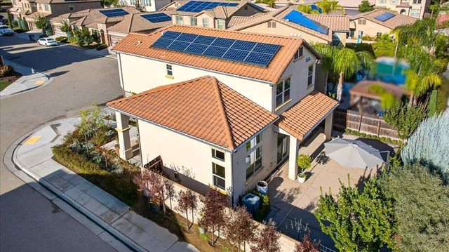 11664 Bella Verde Avenue, Fresno, CA 93730