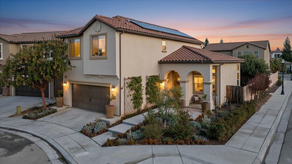 11664 Bella Verde Avenue, Fresno, CA 93730