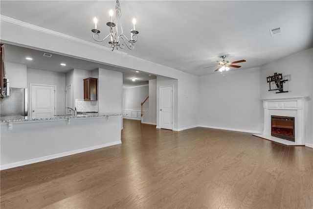 1024 Haley Woods Lane, Lawrenceville, GA 30043