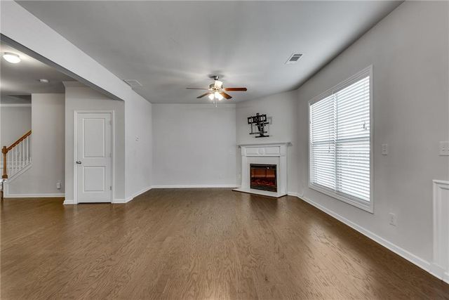 1024 Haley Woods Lane, Lawrenceville, GA 30043