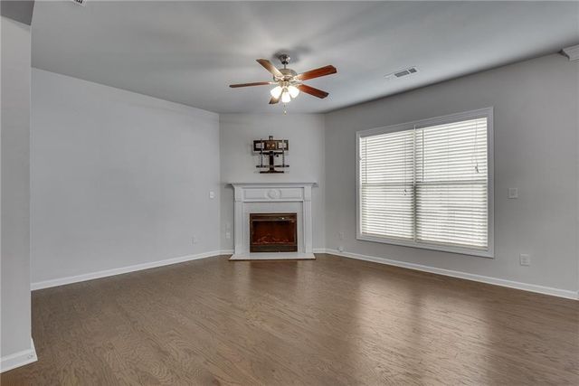 1024 Haley Woods Lane, Lawrenceville, GA 30043