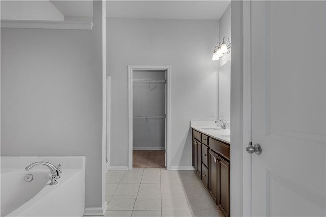 1024 Haley Woods Lane, Lawrenceville, GA 30043