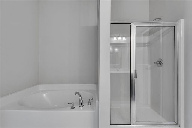 1024 Haley Woods Lane, Lawrenceville, GA 30043