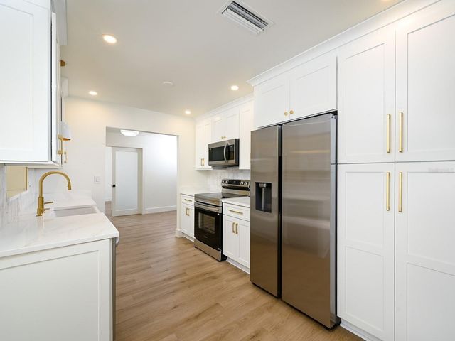 3524 PRADO DRIVE, Sarasota, FL 34235