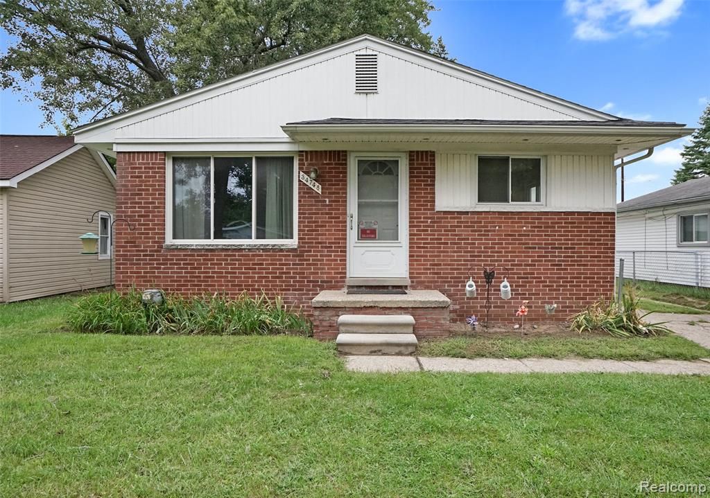 34748 Glen Street, Westland, MI 48186