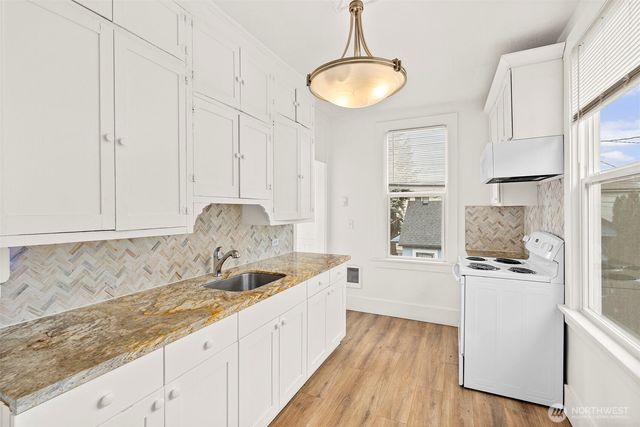 409 S 30th Street, Tacoma, WA 98402