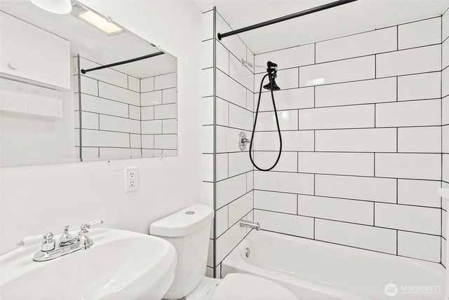409 S 30th Street, Tacoma, WA 98402