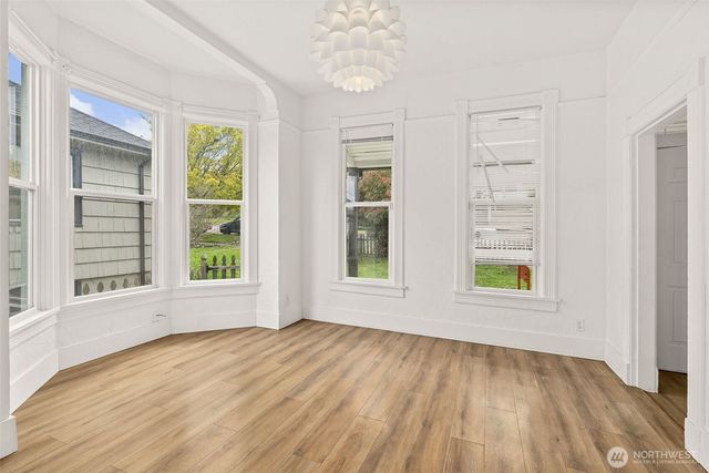 409 S 30th Street, Tacoma, WA 98402