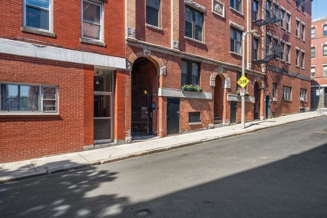 38A Charter Street 7, Boston, MA 02113