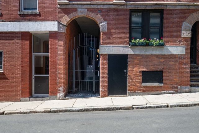 38A Charter Street 7, Boston, MA 02113