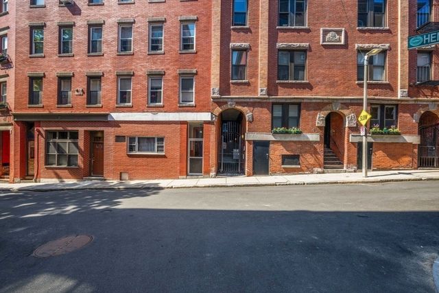 38A Charter Street 7, Boston, MA 02113