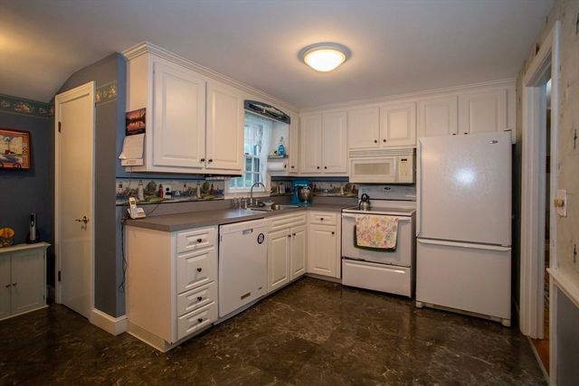 72 Eustis Ave, Wakefield, MA 01880