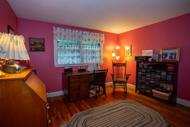 72 Eustis Ave, Wakefield, MA 01880