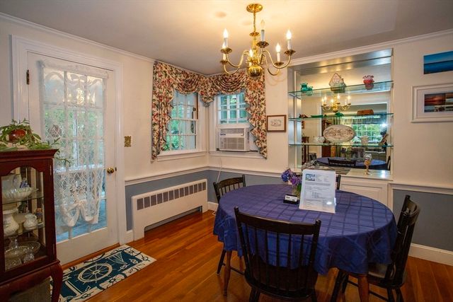 72 Eustis Ave, Wakefield, MA 01880