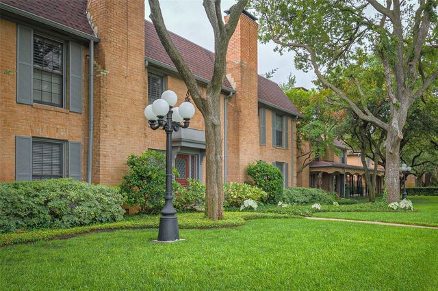 7830 Meadow Park Drive 109, Dallas, TX 75230