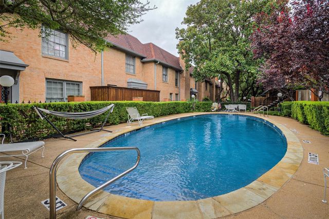 7830 Meadow Park Drive 109, Dallas, TX 75230