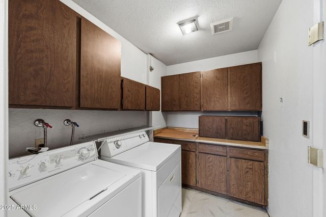 1054 LEISURE WORLD --, Mesa, AZ 85206