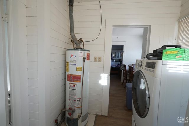 531 Flower Street, Bakersfield, CA 93305