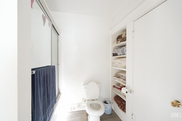 531 Flower Street, Bakersfield, CA 93305