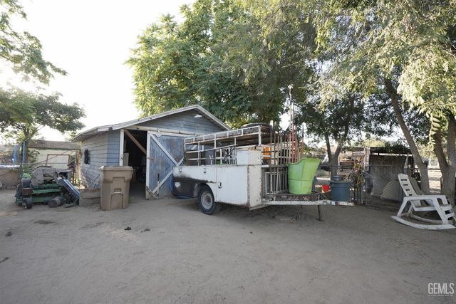 531 Flower Street, Bakersfield, CA 93305