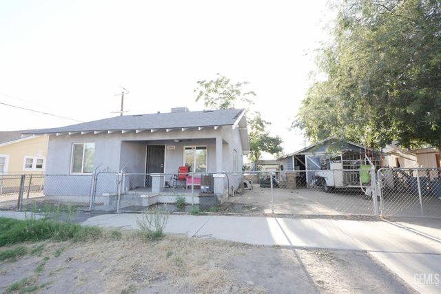 531 Flower Street, Bakersfield, CA 93305