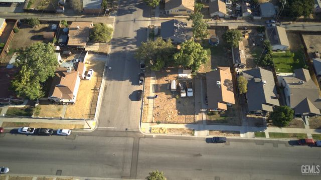 531 Flower Street, Bakersfield, CA 93305