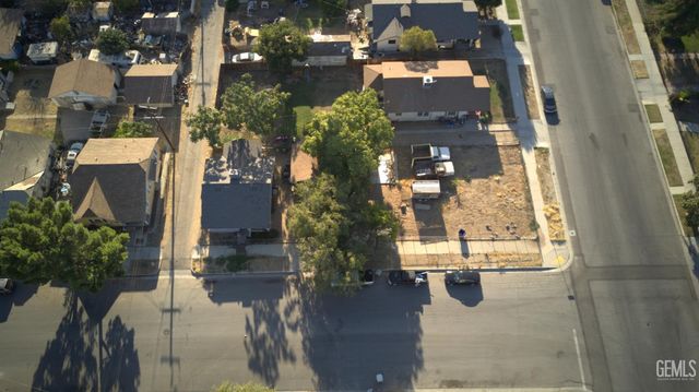 531 Flower Street, Bakersfield, CA 93305