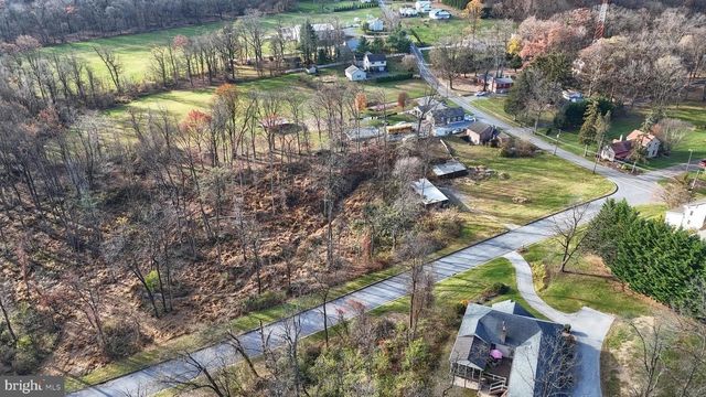 433 SHEEP HILL RD, Newmanstown, PA 17073