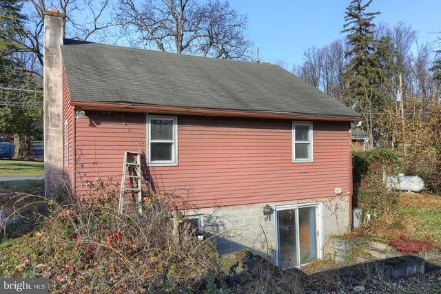 433 SHEEP HILL RD, Newmanstown, PA 17073