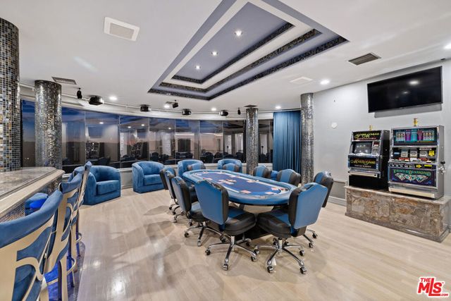 24366 La Masina Court, Calabasas, CA 91302