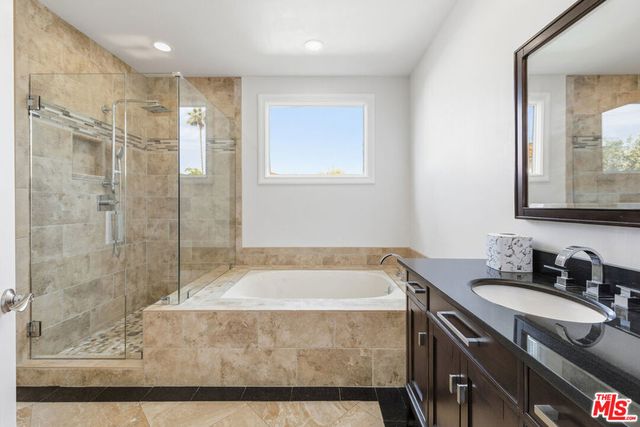 24366 La Masina Court, Calabasas, CA 91302