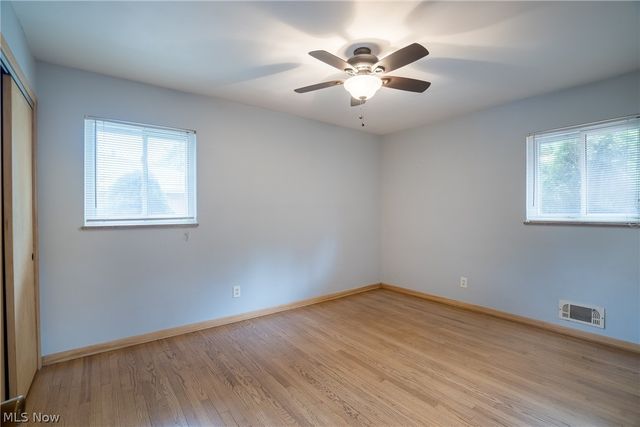 320 Justo Lane, Seven Hills, OH 44131