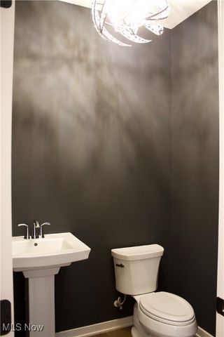 103 Town Centre Drive, Broadview Heights, OH 44147