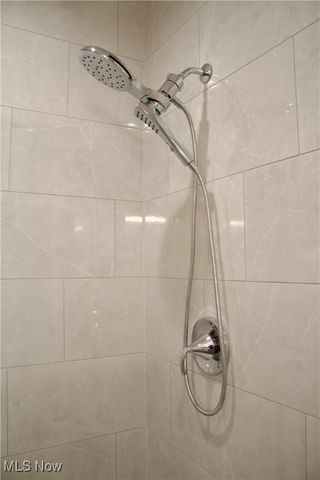 103 Town Centre Drive, Broadview Heights, OH 44147