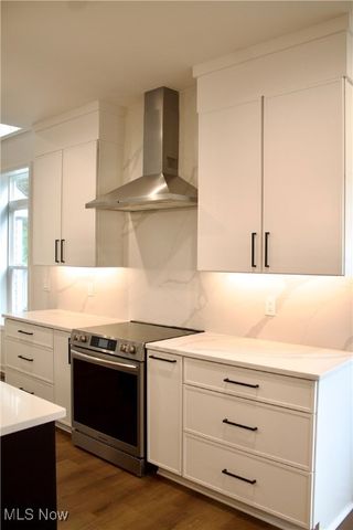 103 Town Centre Drive, Broadview Heights, OH 44147