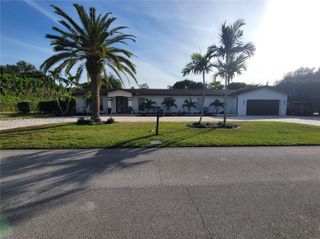 6960 SW 148th Ter, Palmetto Bay, FL 33158