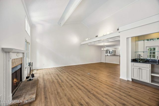 19 PLAYERS CLUB VILLAS Road, Ponte Vedra Beach, FL 32082
