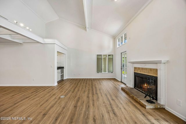 19 PLAYERS CLUB VILLAS Road, Ponte Vedra Beach, FL 32082