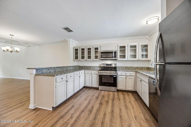 19 PLAYERS CLUB VILLAS Road, Ponte Vedra Beach, FL 32082