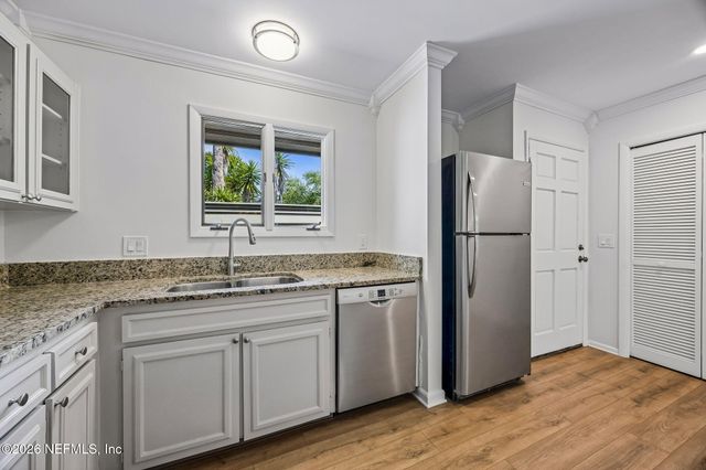 19 PLAYERS CLUB VILLAS Road, Ponte Vedra Beach, FL 32082
