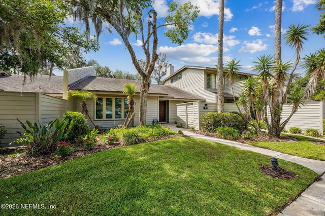 19 PLAYERS CLUB VILLAS Road, Ponte Vedra Beach, FL 32082