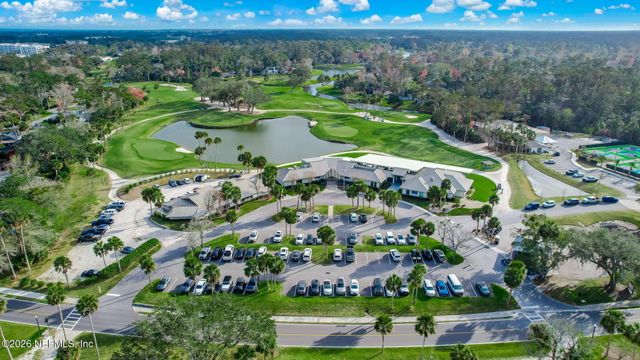 19 PLAYERS CLUB VILLAS Road, Ponte Vedra Beach, FL 32082