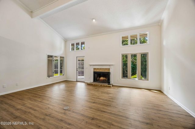 19 PLAYERS CLUB VILLAS Road, Ponte Vedra Beach, FL 32082